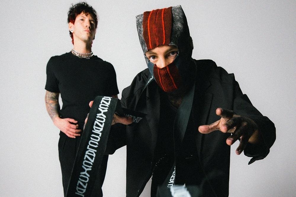 Twenty One Pilots sort du flou avec l'album Clansy