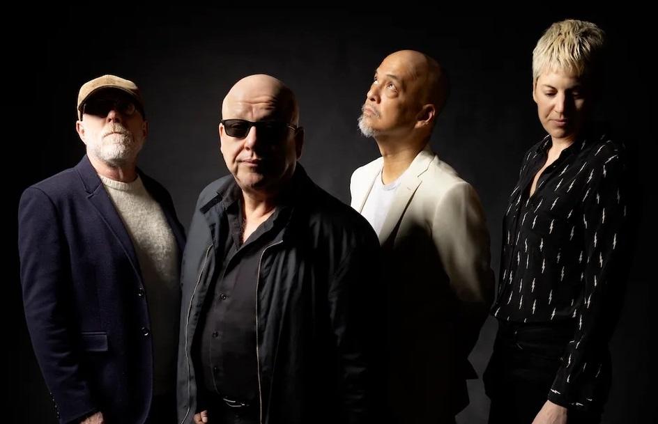 Les Pixies comblent l'impatience des fans avec un double single surprise